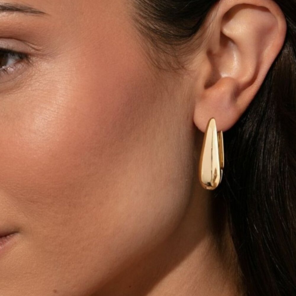 18K Gold‑Filled Chunky U‑Shape Drop Hoop Earrings
